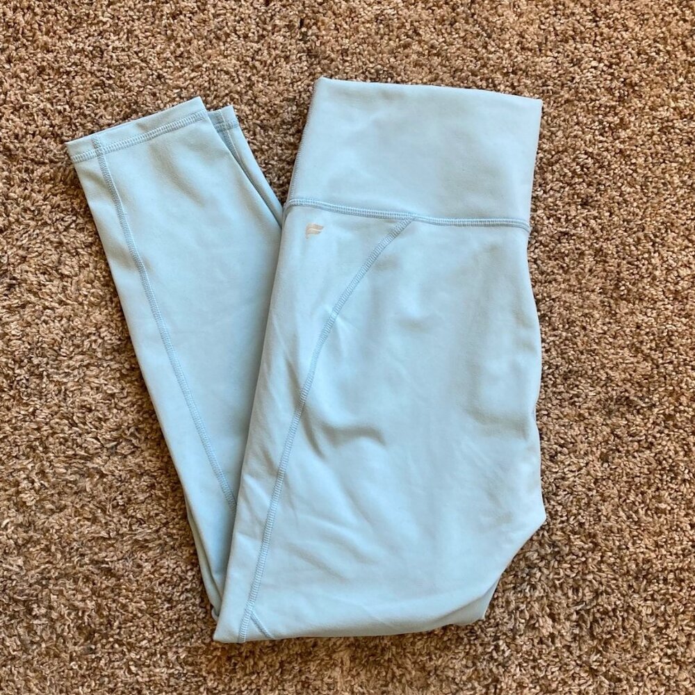 NWOT Fabletics High Compression Cropped Legging